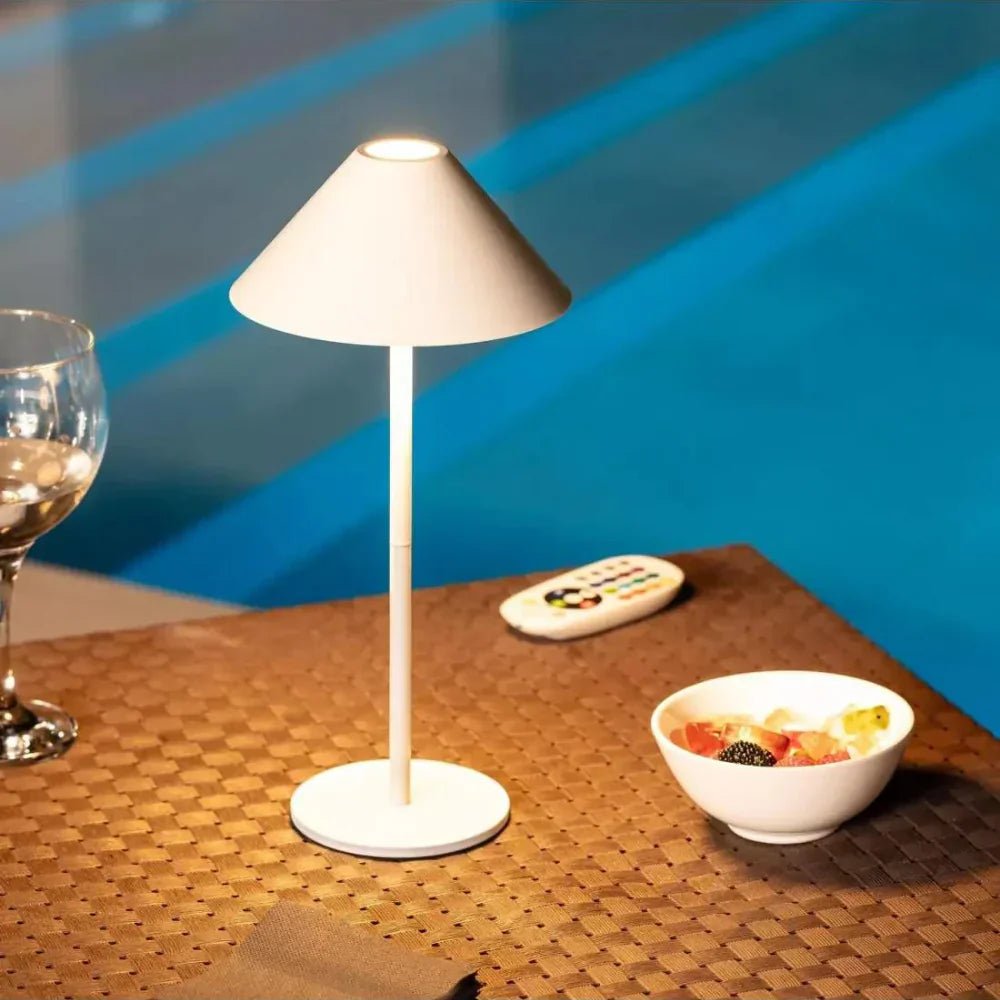 Vessina – De Conische Reiziger Gloed Tafellamp - Vessina