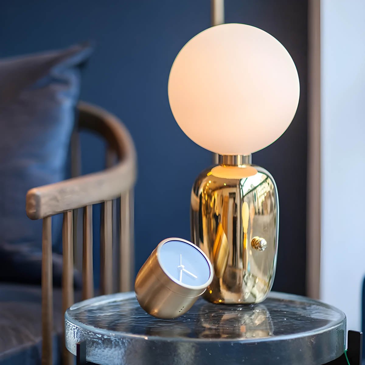 Vessina – Elegante Bolvormige Tafellamp - Vessina
