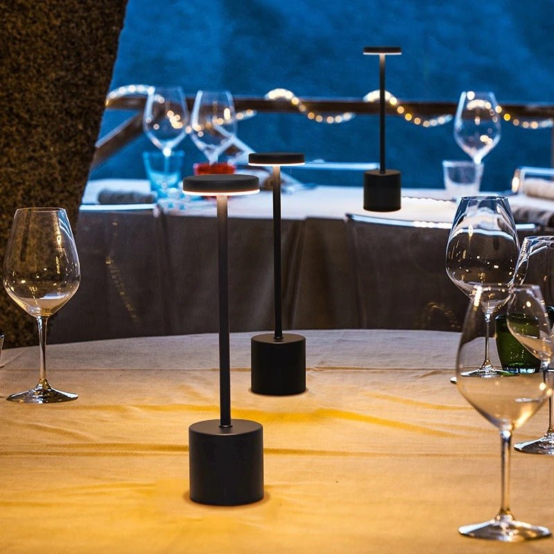 Vessina – Klassieke Metalen Touch LED Tafellamp - Vessina