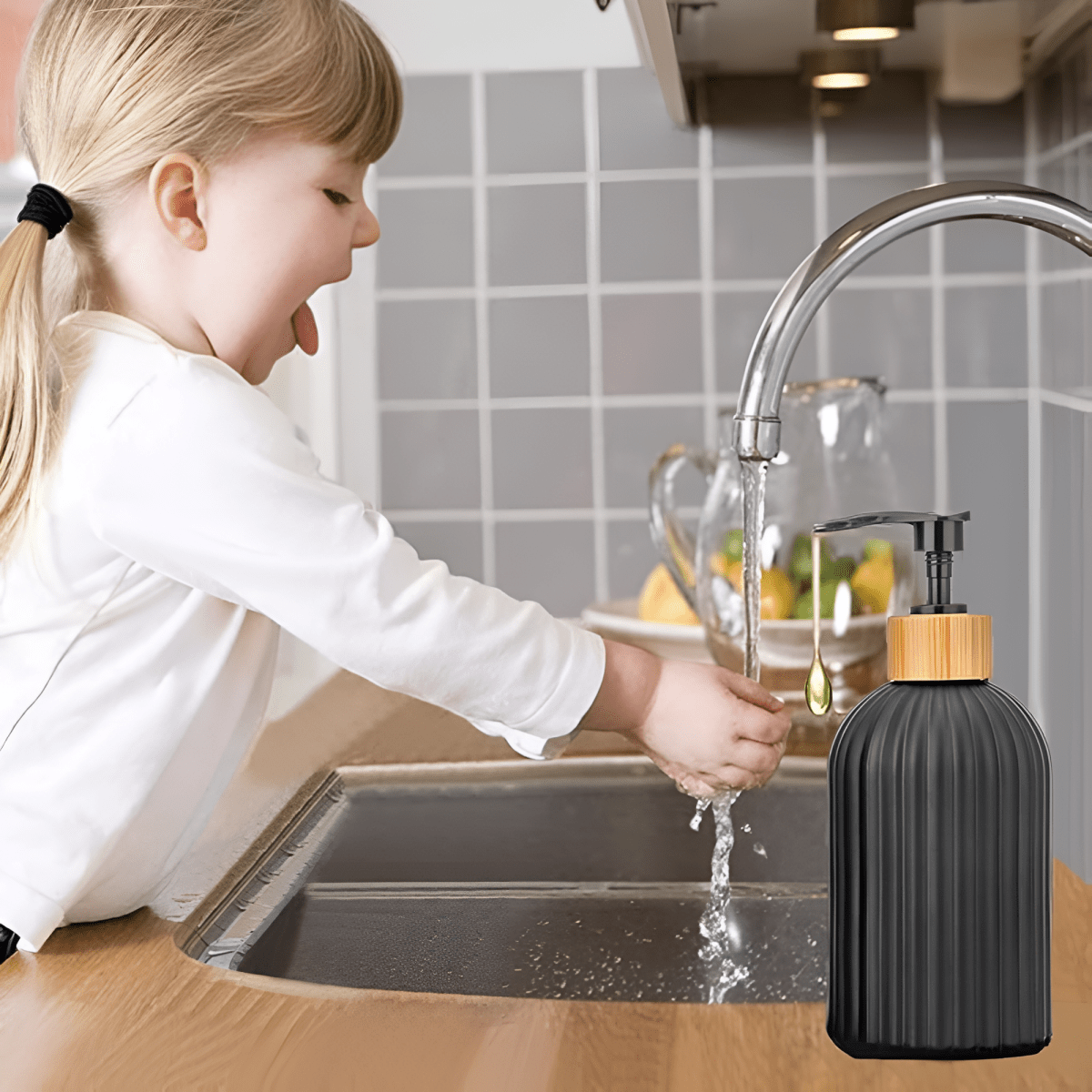 Vessina – Minimalistische Bamboe Zeepdispenser - Vessina