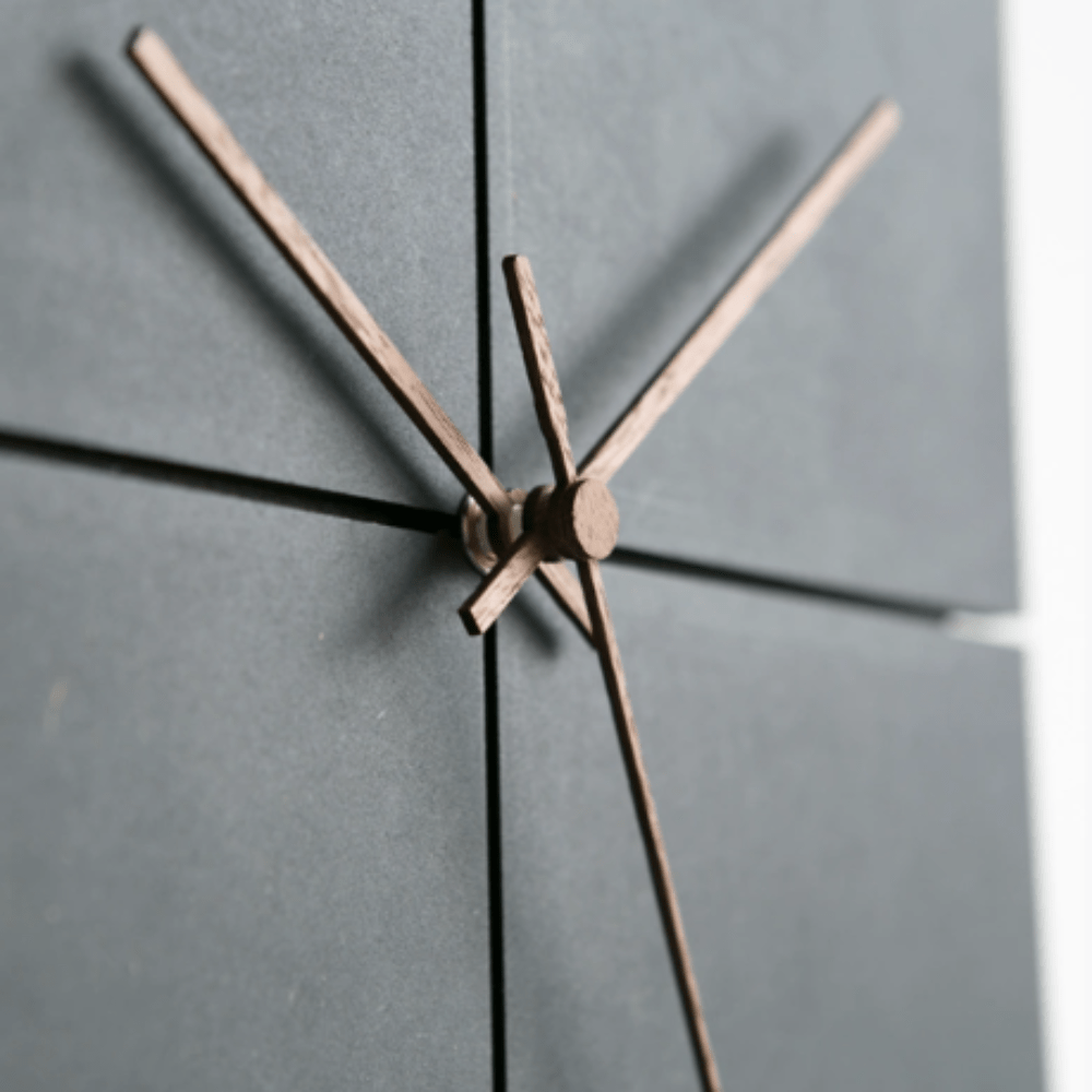 Wandklok van aluminium en gehard glas, minimalistisch ontwerp 30 cm - Vessina