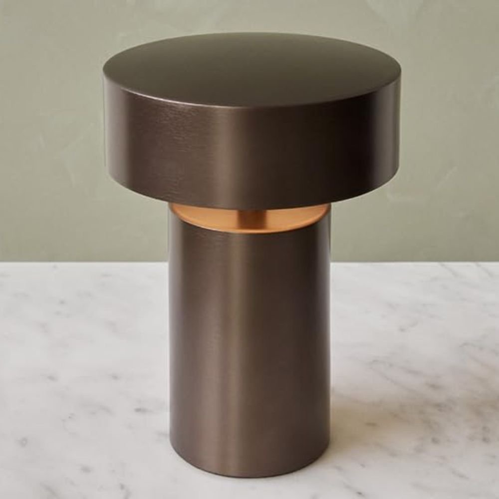 Design tafellamp in kolomvorm – Wit mat metalen afwerking - Vessina