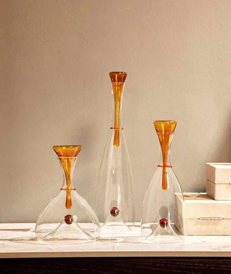Glazen karaf mondgeblazen met decoratieve stop - Vessina