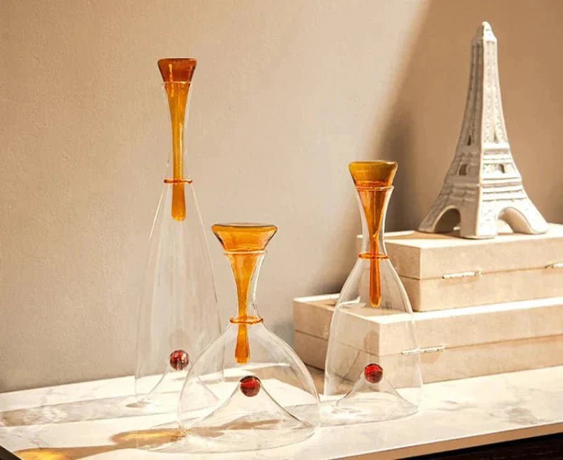 Glazen karaf mondgeblazen met decoratieve stop - Vessina