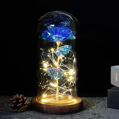 Glazen stolp met rode roos en warm ledlicht - Vessina