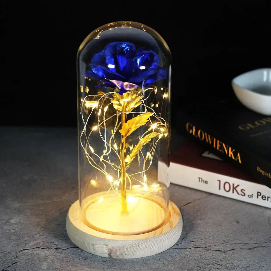 Glazen stolp met rode roos en warm ledlicht - Vessina