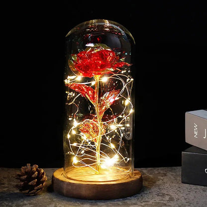 Glazen stolp met rode roos en warm ledlicht - Vessina