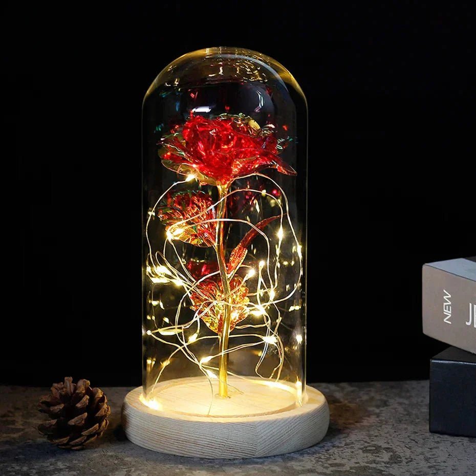 Glazen stolp met rode roos en warm ledlicht - Vessina