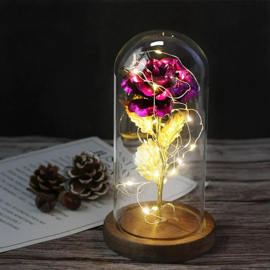 Glazen stolp met rode roos en warm ledlicht - Vessina