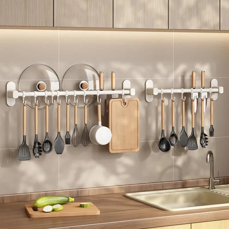 Keuken wandrek van staal met haken voor kookgerei - Vessina