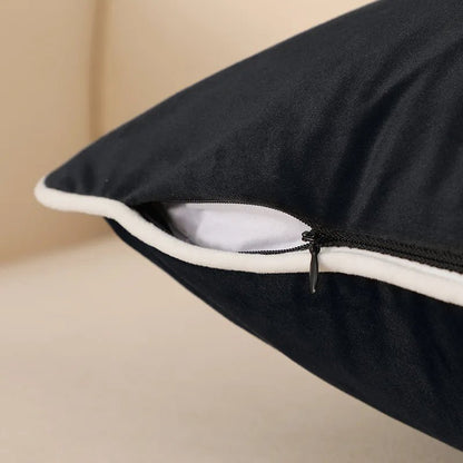Kussenhoes van zacht mat fluweel met nette afwerking - Vessina