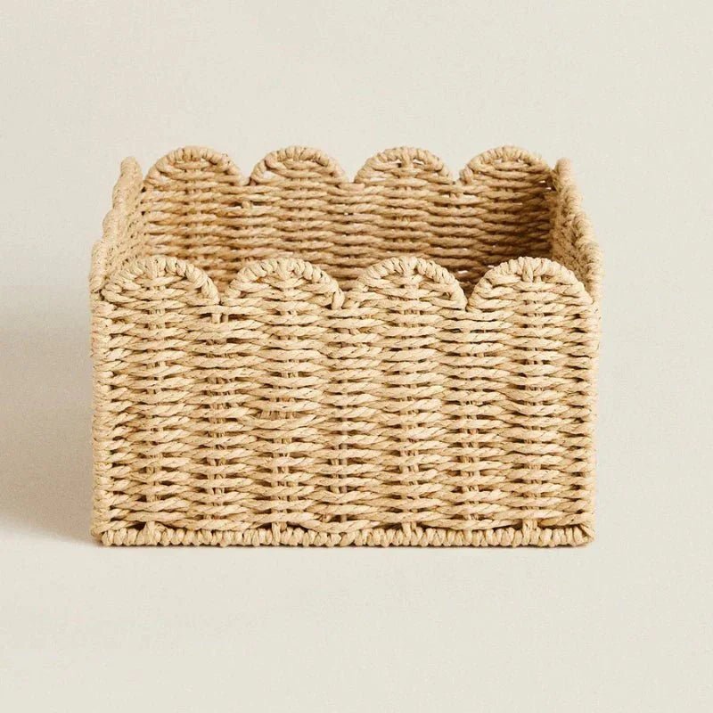 Opbergmand van gevlochten rotan met golvende rand - Vessina