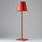 Tafellamp hoog model in ijzer, minimalistisch design - Vessina