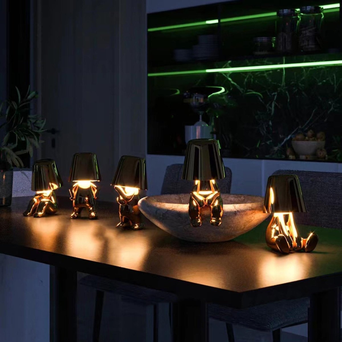 Tafellamp van gekleurde hars met LED - verlichting - Vessina