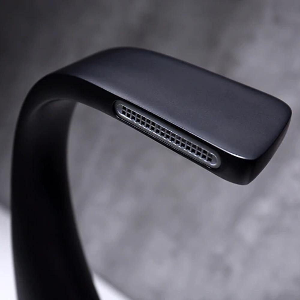 Vessina – Elegante Wastafelkraan van Chroom voor Stijlvolle Badkamers met Tijdloze Elegantie - Vessina