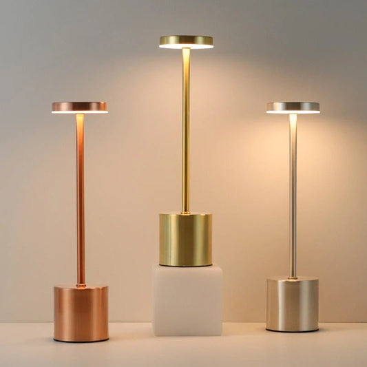 Vessina – Klassieke Metalen Touch LED Tafellamp - Vessina