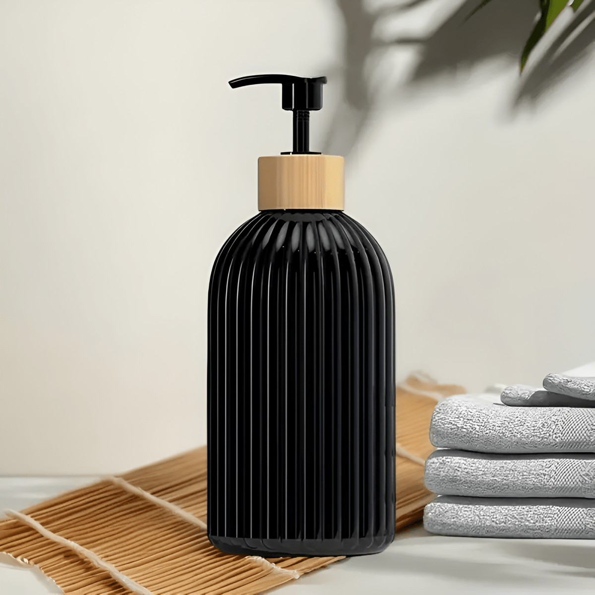 Vessina – Minimalistische Bamboe Zeepdispenser - Vessina