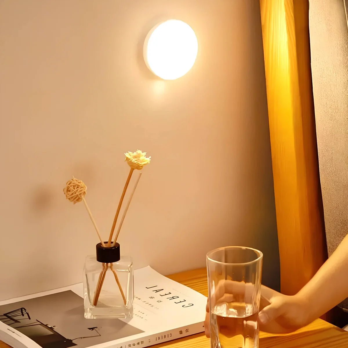 Wandlamp met LED en Bewegingssensor – Wit ABS - Vessina